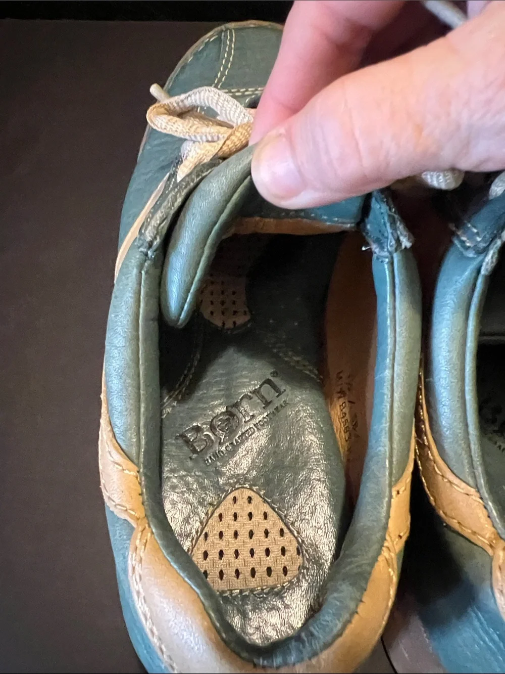 Born Leather Sneakers in Teal and Tan size 7.5
